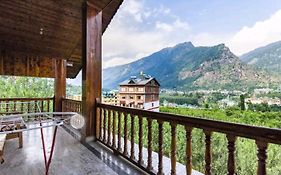 Aroma Taru Villa / Cottage ,Manali