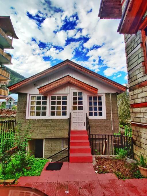 Aroma Taru Villa / Cottage ,Manali Exterior photo
