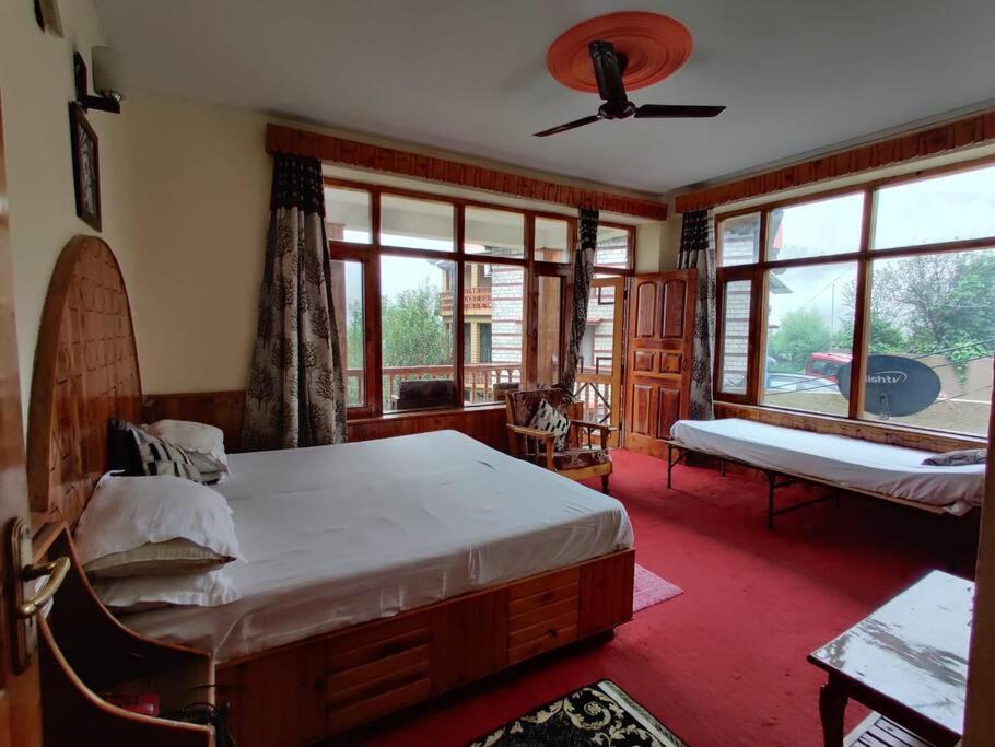 Aroma Taru Villa / Cottage ,Manali Exterior photo